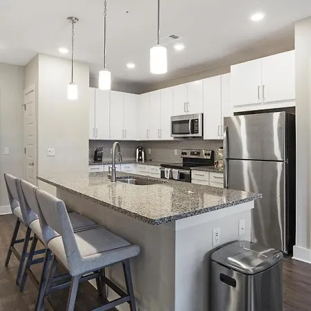 Landing At The Draper - 2 Bedrooms In Garland